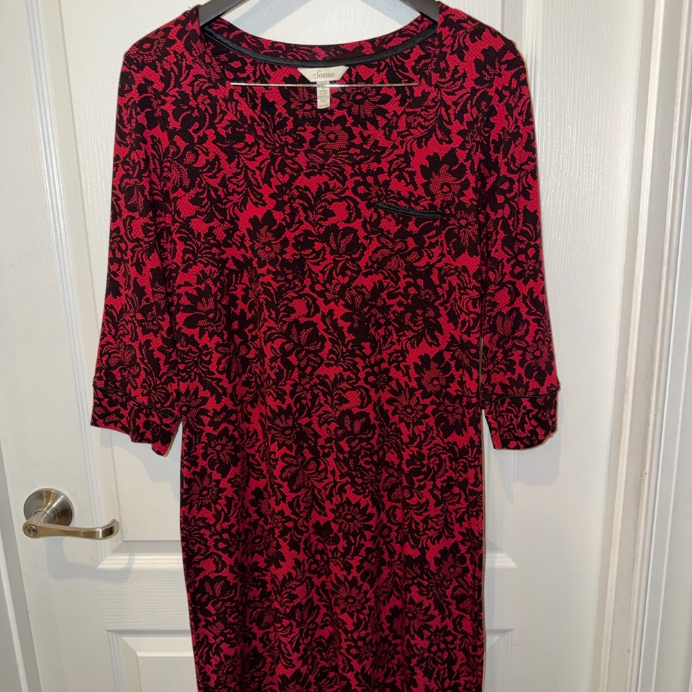 Soma Red and Black Damask Floral 3/4 Length Sleeve Shift Dress - Picture 2 of 14